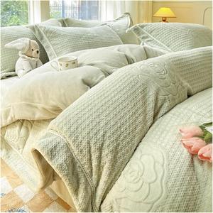 YUSIWOAL Комплект постельного белья плюшевый супермягкий с покрывалом и стеганым одеялом