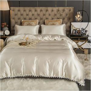 YUSIWOAL Комплект постельного белья с декоративными шариками на наволочках