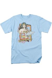 Футболка с коротким рукавом для взрослых DC Comics Invisible Jet Gildan, светло-голубой