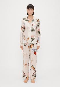 Пижамный комплект Desmond & Dempsey WOMENS LONG , Cream/Off-White