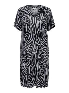 Платье до колена ONLY Carmakoma