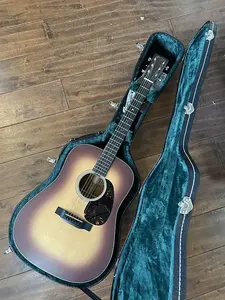 Martin D18 Satin Amberburst с жестким чехлом / 4 фунта 0,0 унции. С#2746807