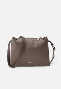 Сумка кросс-боди Furla NUVOLA CROSSBODY, Mogano/Dark Brown