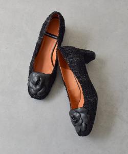 Туфли-лодочки с круглым носком и узором «камелия» Angel Alarcon, цвет Blz