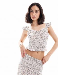 Топ-комбинация с цветочным принтом и сборками белого цвета Wednesday'S Girl