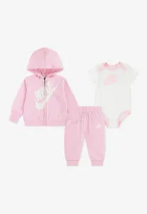 Унисекс спортивный костюм Nike Sportswear, Pink Foam