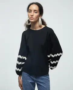 Вышитая футболка Sfera, черный