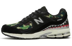 New Balance Bape X 2002R 'Apes Together Strong' черный камуфляж