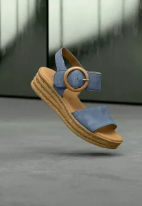 Сандалии на танкетке Gabor, Denim