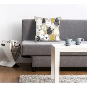 Декоративная подушка queence Easteregg с разноцветными пасхальными яйцами Queence, Weiß/senf/grau + bedruckt