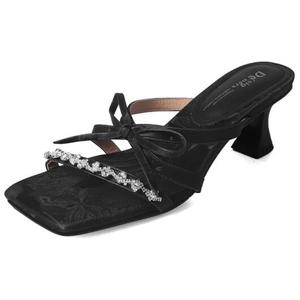 Шлепанцы женские Yeezyy Reezy, зеленый