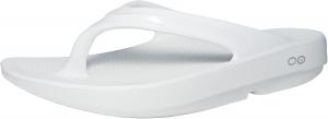 Сандалии для женщин OOFOS OOlala- легкая обувь для восстановления- снижают нагрузку на ноги, суставы и спину- можно стирать в машине, белый