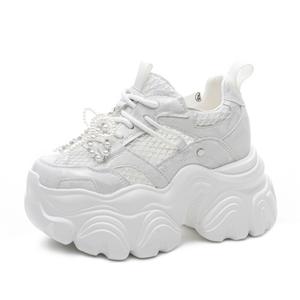 Женские кроссовки Chunky с низким верхом Shoe cabinet floral language, Ecru