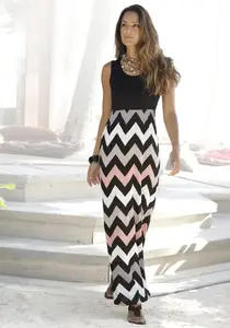 LASCANA Платье макси с зигзагообразным принтом Летнее платье Пляжное платье, коричневый