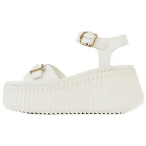 Chloé Женские босоножки Chloe Nama One Strap на каблуке 8 см белые