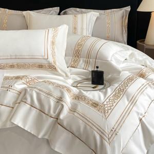 FUANNA Комплект постельного белья 2.0м: пододеяльник 220x240 см, простыня, 2 наволочки