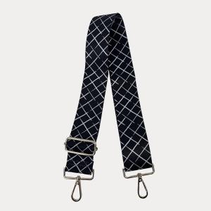 Женская сумка через плечо Madcap Cottage Court в цвете Багамский черный AHDORNED