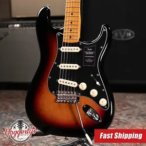 Электрогитара Fender Vintera II '70s Stratocaster - 3-цветный санберст с сумкой для переноски