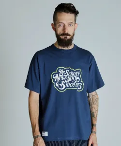 Футболка с рукописным шрифтом