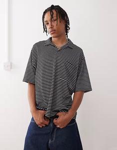 Топ-поло Reclaimed Vintage из текстурированного трикотажного полотна в полоску с короткими рукавами черного цвета