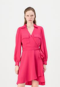 Платье DKNY BALLOON SLEEVE DRESS WITH COLLAR AND UTILITY POCKETS, Pink Peacock/Pink