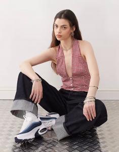 Топ COLLUSION с халтер-воротником в красную клетку