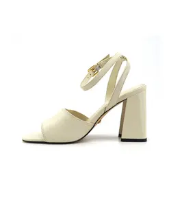 Сандалии Кернара Guess, белый