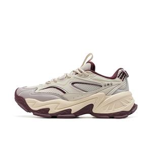 XTEP Кроссовки Tundra Height Increase, износостойкие, водонепроницаемые, повседневные, с низким верхом, женские, цвет "чайный белый серый"