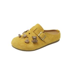 MADALLO Женские противоскользящие тапочки с закрытым носком желтые, цвет Yellow