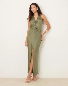 Атласное платье макси цвета хаки Gina Tricot с вырезом хаки