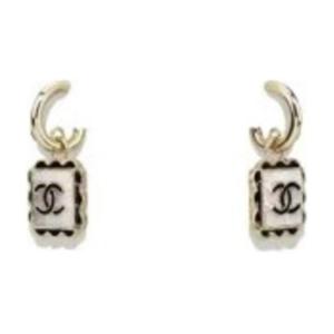 Chanel Женские серьги, черные с белым