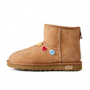 Ботинки короткие UGG Dizzy With Fullness с маленьким цветком, карамельный