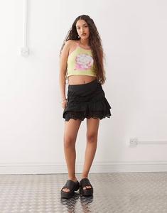 Мини-юбка Reclaimed Vintage в стиле вестерн-ковбой с кружевным подолом черного цвета