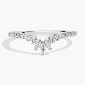 Кольцо с изогнутым акцентом огранки «маркиз» и бриллиантовым паве из платины (1/4 карата, два цвета) Blue Nile