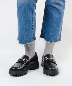 лоферы на платформе с цепочкой