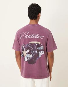 Футболка Abercrombie & Fitch с коротким рукавом и принтом автомобиля на спине бордового цвета