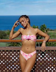 South Beach x Misha Grimes плавки бикини с цветочным абстрактным принтом и высоким вырезом бедра в разноцветном цвете