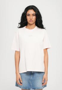 Футболка Holzweiler KJERAG NATIONAL TEE, Pink