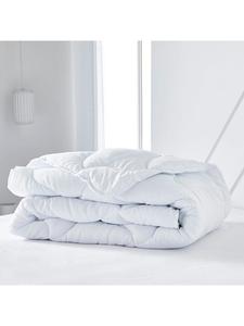 Зимнее одеяло белого цвета Today