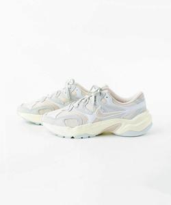 Женские кроссовки Nike AL8