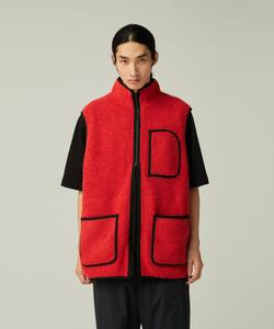 Жилет из переработанной шерсти в стиле боа