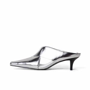 Женские сандалии с закрытым носком, устойчивые к истиранию SHOEMAKER QUEEN, Silver