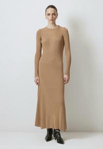 Платье Touché Privé Maxi dress, Beige/Apricot