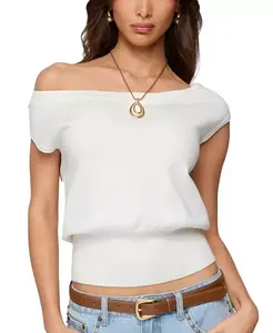 Вязаный топ Микаэла с открытыми плечами Edikted, белый