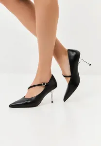 Заостренный носок декольте Cesare Gaspari, Black