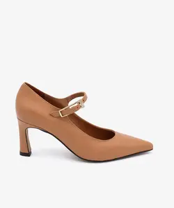 Женские туфли-мэрседес из кожи с большой пряжкой Ángel Alarcón, светло-коричневый