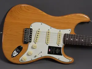 Fender American Vintage II 1973 Stratocaster в стиле Aged Natural