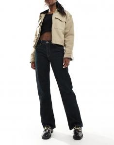 Джинсы Bershka прямого кроя синего цвета