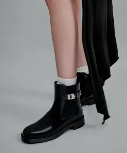 Ботинки челси Lando с металлическим акцентом Charles & Keith, цвет Blackbox