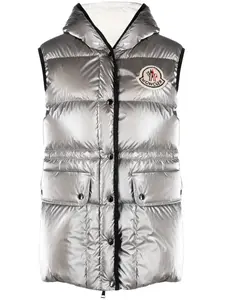 Дутый жилет Hera с капюшоном MONCLER, серебяный